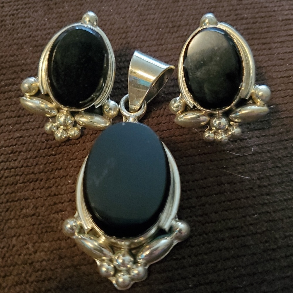 Taxco Mexico 925 Sterling Silver  Vi